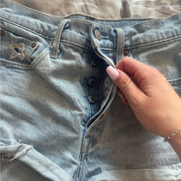 501 LEVI SHORTS - Picture 3 of 5